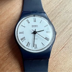 Vintage 1984 swatch navy Roman numerals watch NEW BATTERY
